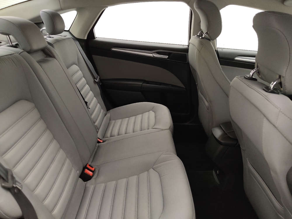 2015 Ford Fusion S - Photo 15