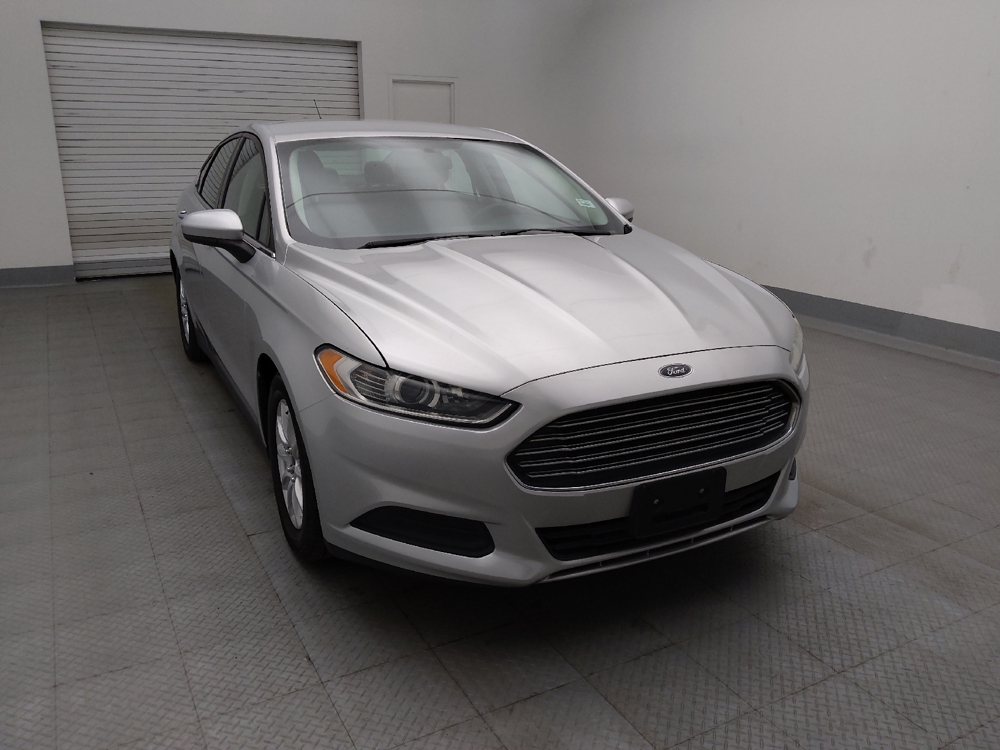 2015 Ford Fusion S - Photo 11