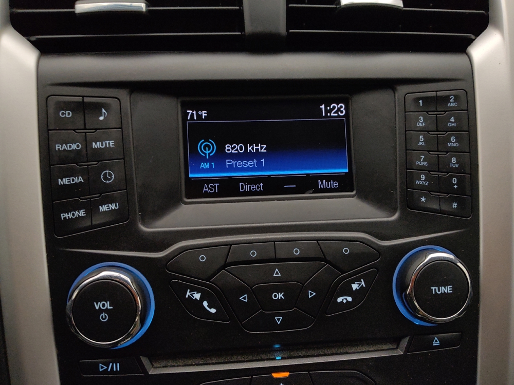 2015 Ford Fusion S - Photo 19