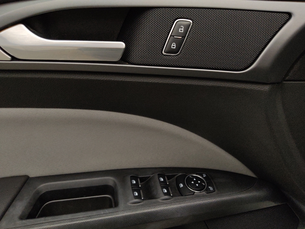2015 Ford Fusion S - Photo 21