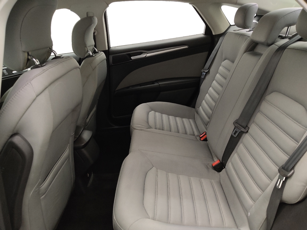 2015 Ford Fusion S - Photo 14