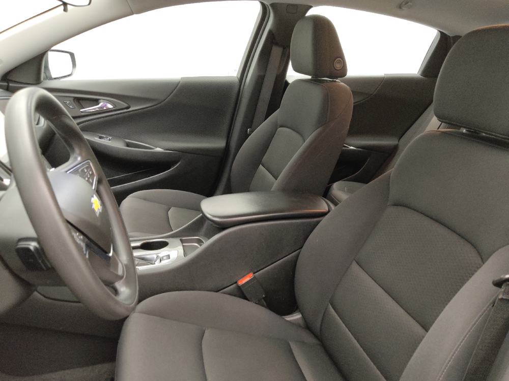 2025 Chevrolet Malibu 1LS - Photo 13