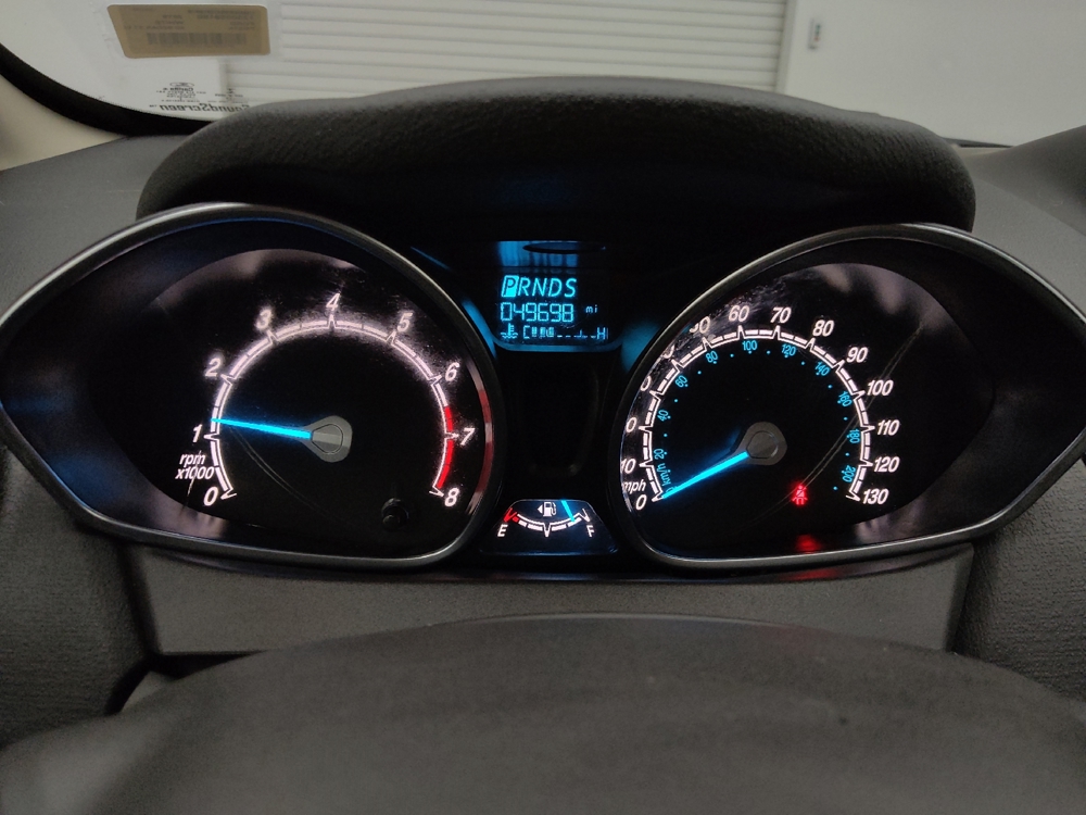 2019 Ford Fiesta ST Line - Photo 18