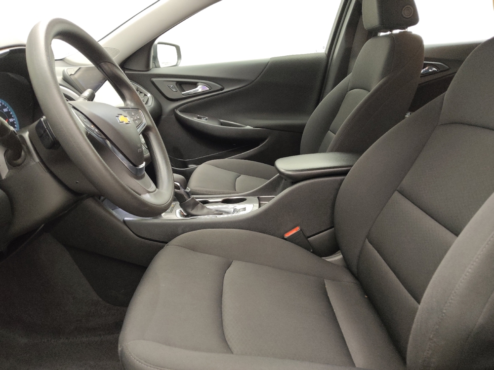 2025 Chevrolet Malibu 1LS - Photo 13