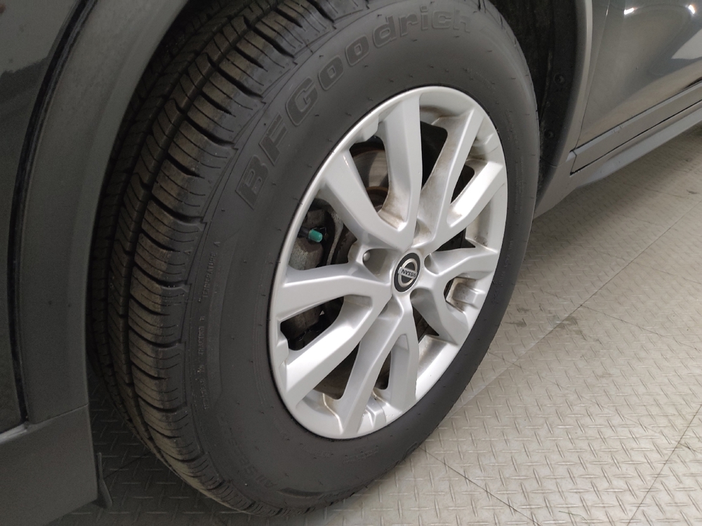 2020 Nissan Rogue SV - Photo 24