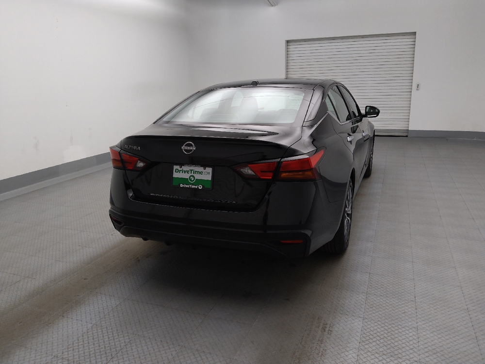 2025 Nissan Altima SV - Photo 6