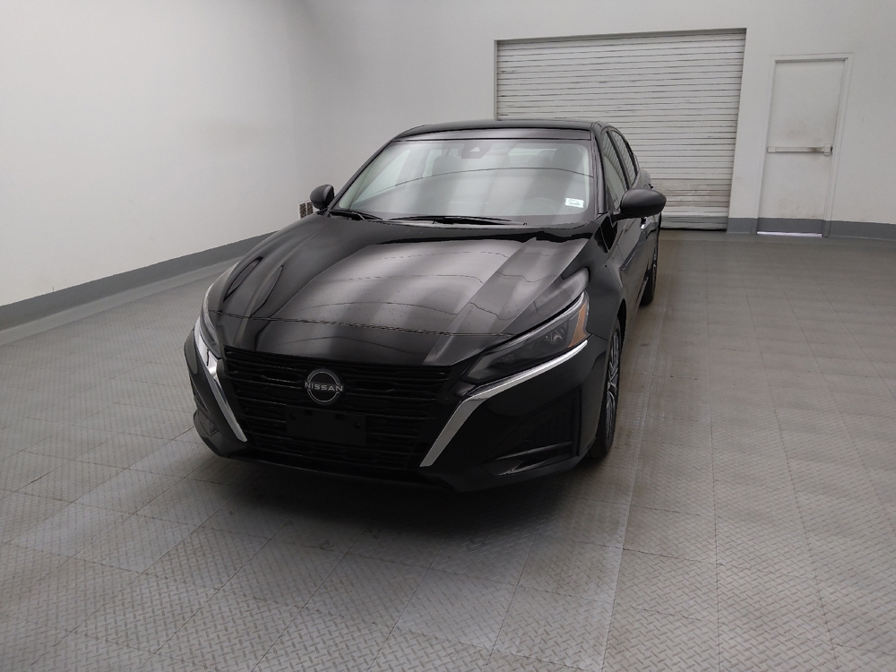 2025 Nissan Altima SV - Photo 12