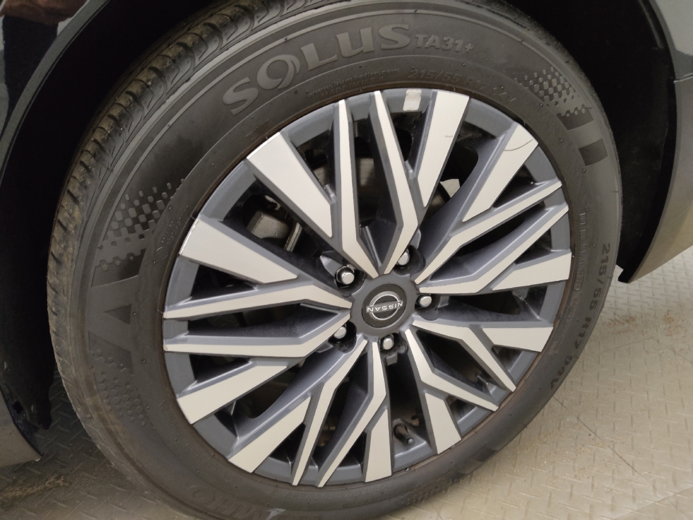 2025 Nissan Altima SV - Photo 24