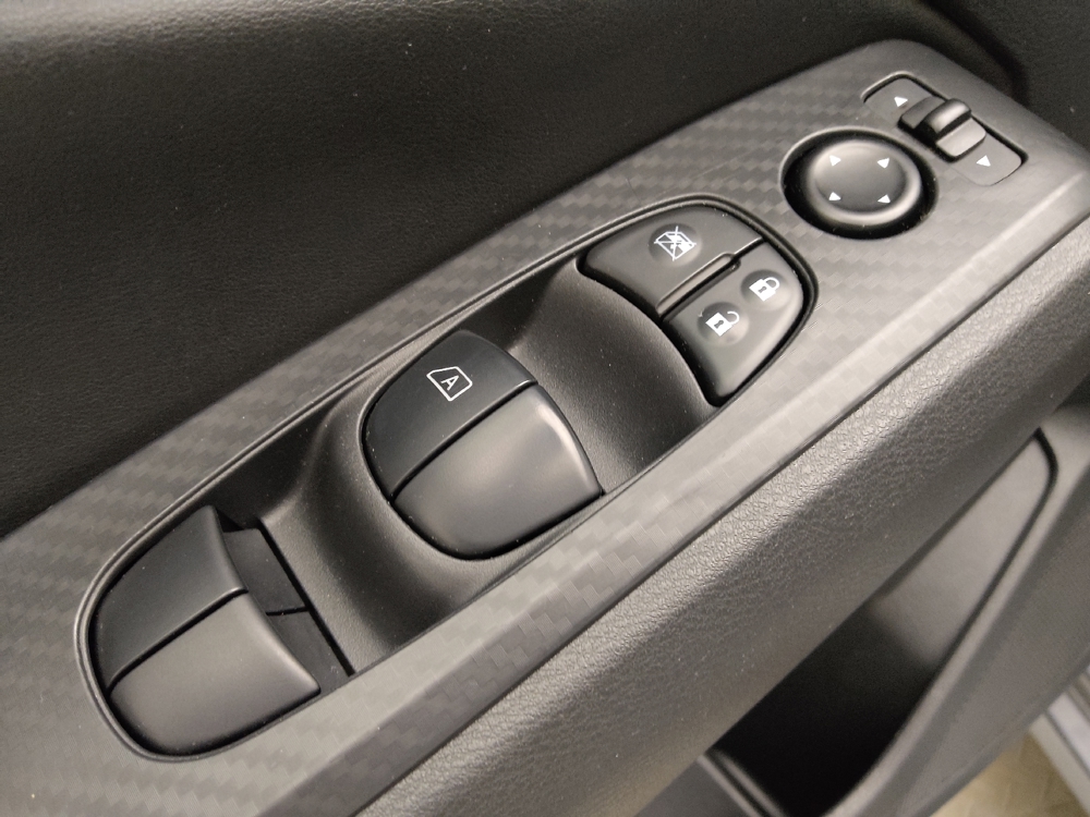 2025 Nissan Altima SV - Photo 21