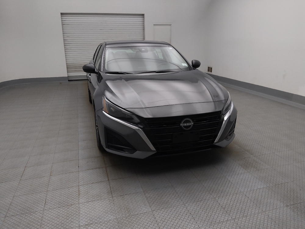 2025 Nissan Altima SV - Photo 11