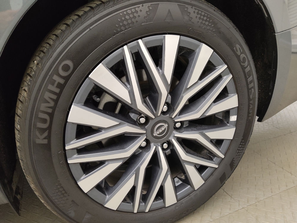 2025 Nissan Altima SV - Photo 24