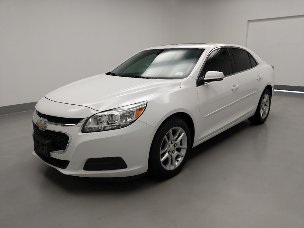 Used 2016 Chevrolet Malibu Driver Front Bumper