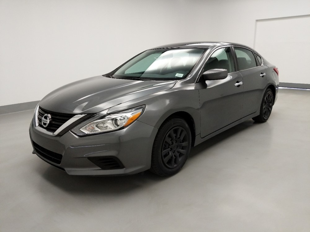 Used 2017 Nissan Altima Driver Front Bumper