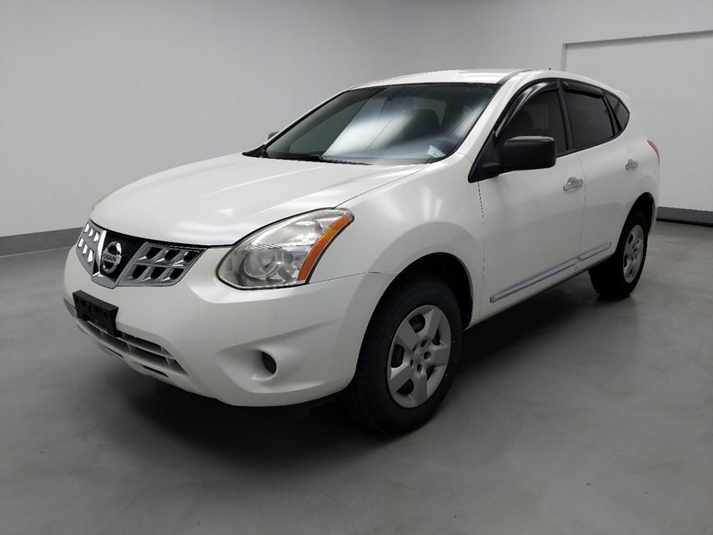 Used 2013 Nissan Rogue Driver Front Bumper