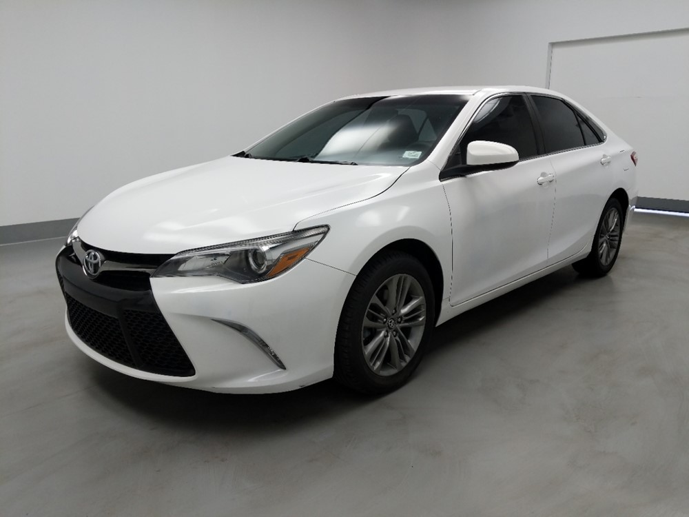 Used 2017 Toyota Camry Driver Front Bumper