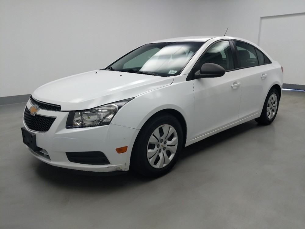 Used 2014 Chevrolet Cruze Driver Front Bumper