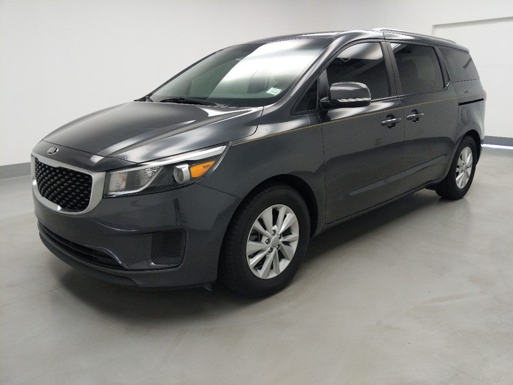 Used 2016 Kia Sedona Driver Front Bumper