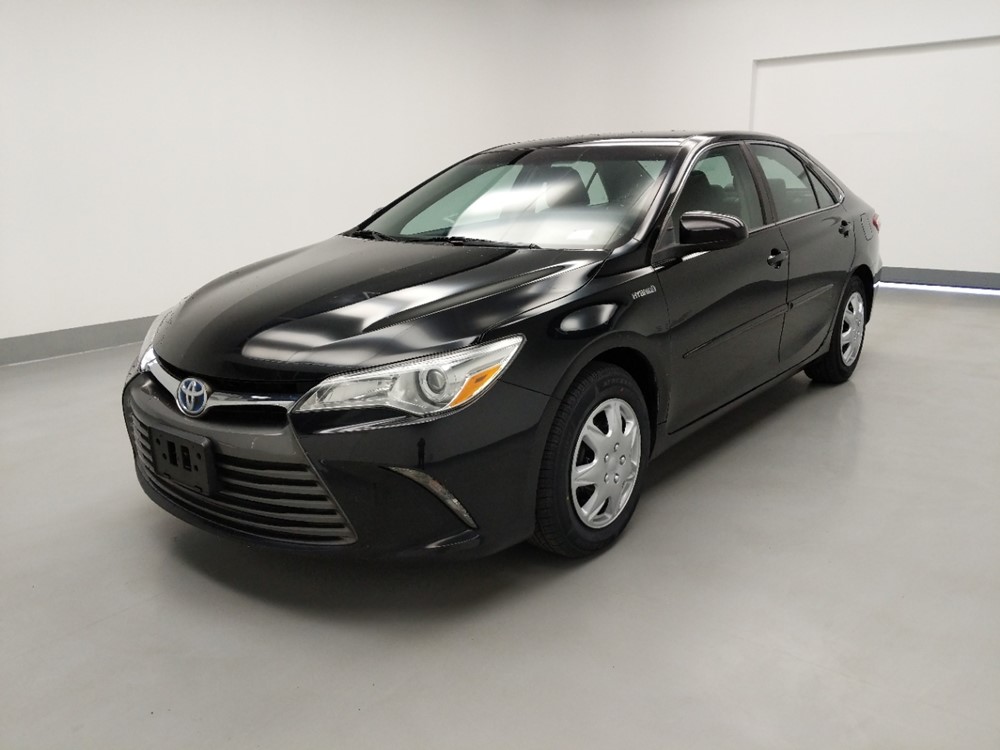 Used 2016 Toyota Camry Driver Front Bumper