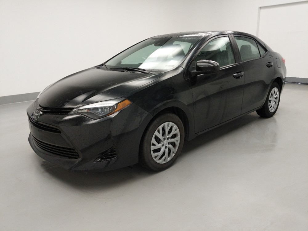 Used 2018 Toyota Corolla Driver Front Bumper
