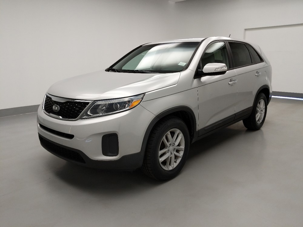 Used 2015 Kia Sorento Driver Front Bumper
