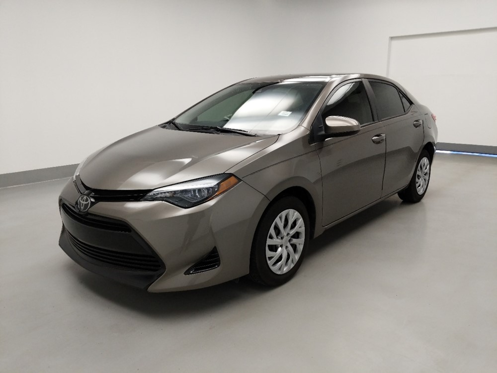 Used 2018 Toyota Corolla Driver Front Bumper