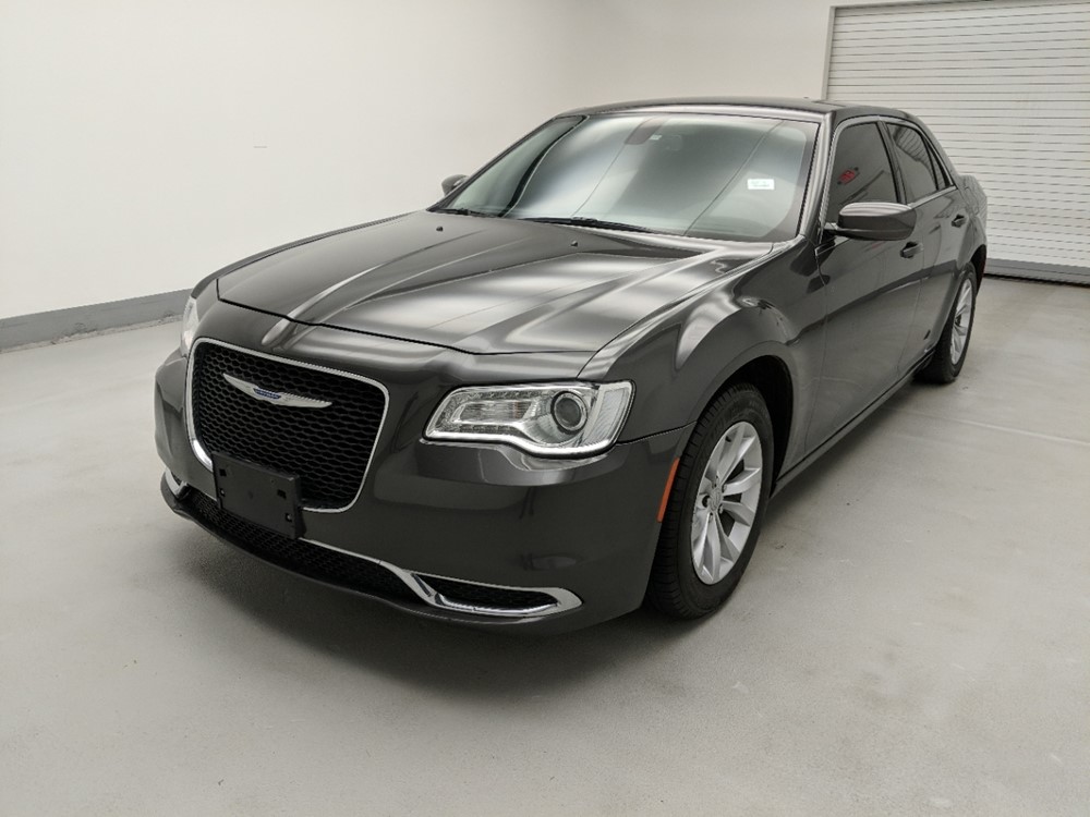 Used 2018 Chrysler 300 Driver Front Bumper