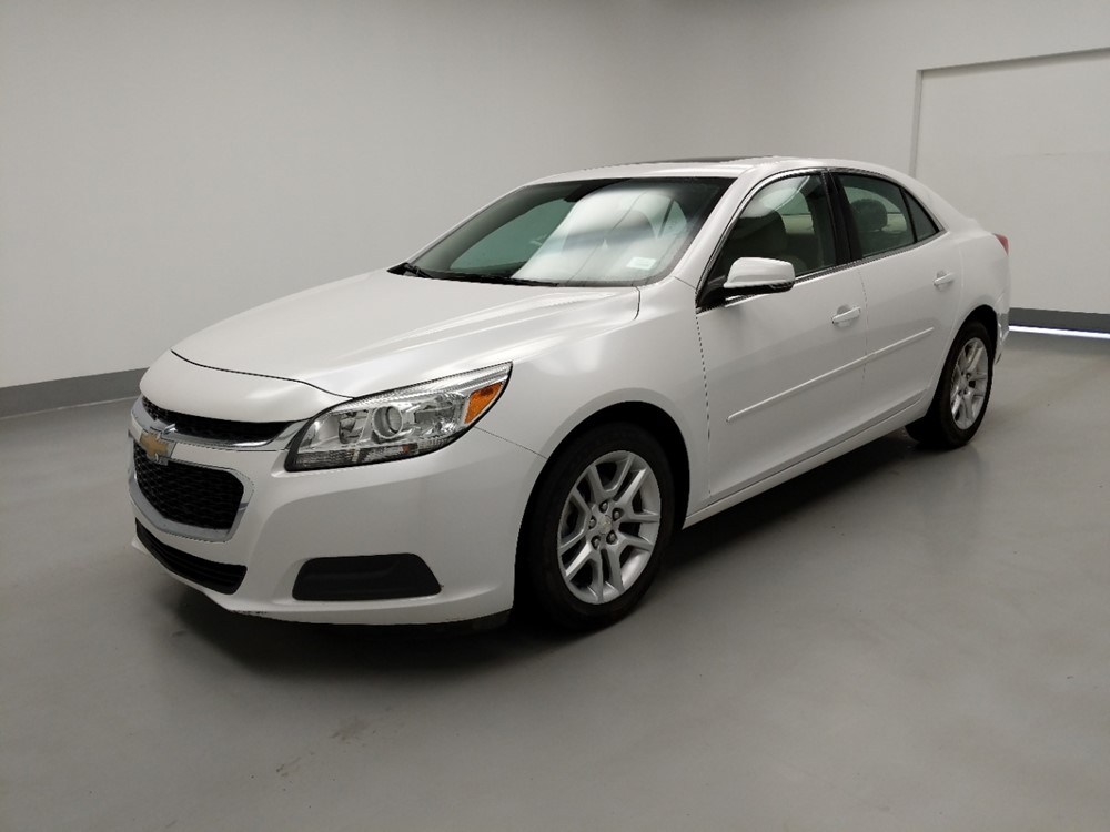 Used 2016 Chevrolet Malibu Driver Front Bumper