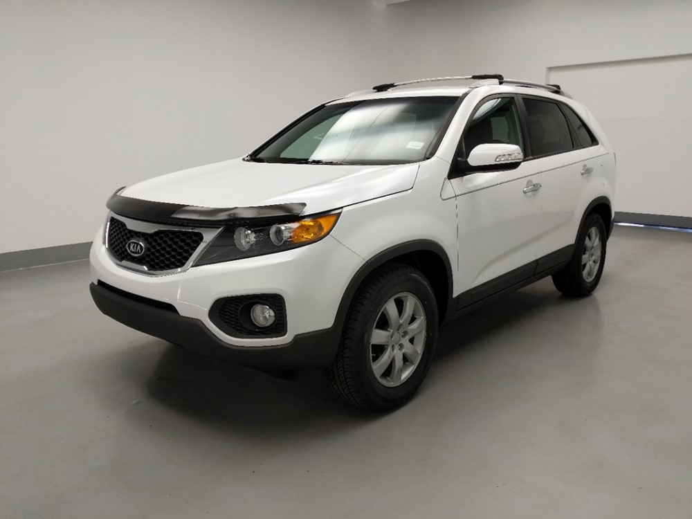 Used 2013 Kia Sorento Driver Front Bumper