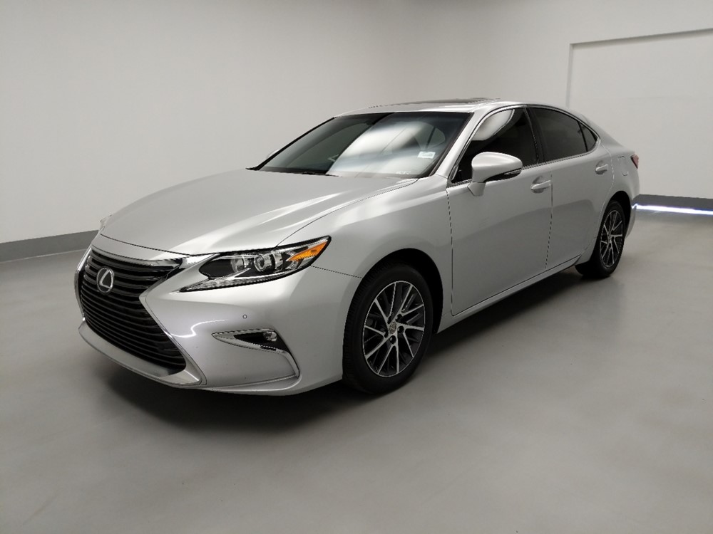 Used 2016 Lexus ES 350 Driver Front Bumper