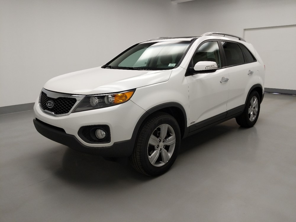 Used 2013 Kia Sorento Driver Front Bumper
