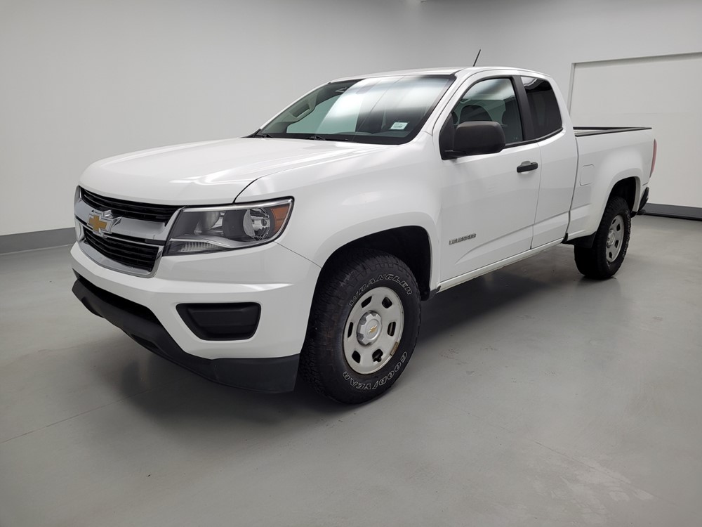 Used 2016 Chevrolet Colorado Driver Front Bumper