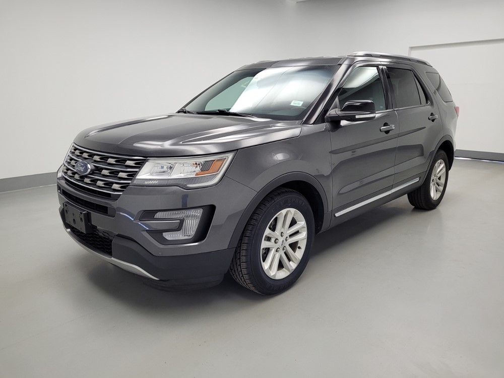 Used 2017 Ford Explorer Driver Front Bumper