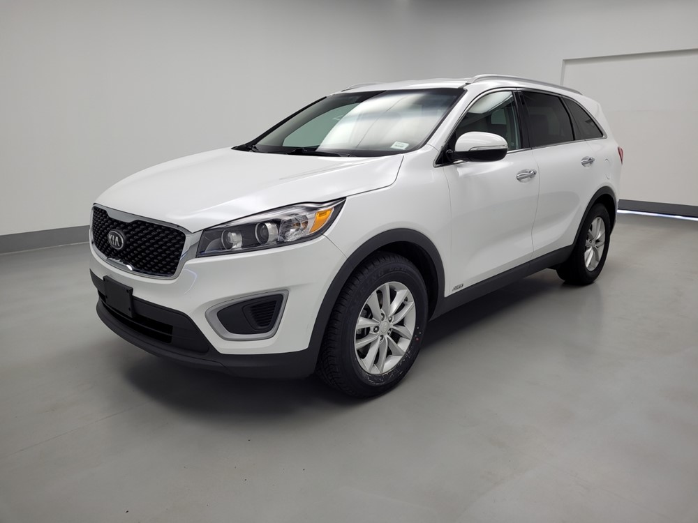 Used 2017 Kia Sorento Driver Front Bumper