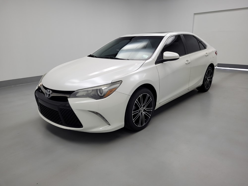 Used 2016 Toyota Camry Driver Front Bumper