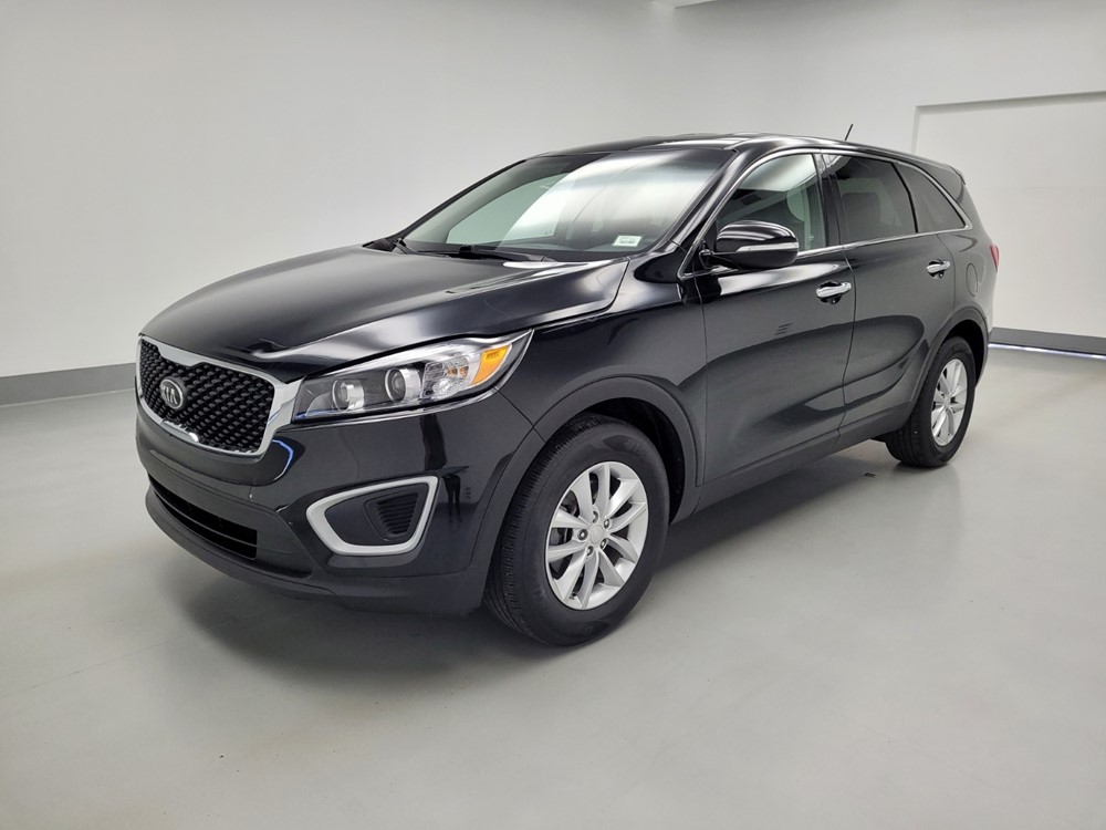 Used 2017 Kia Sorento Driver Front Bumper