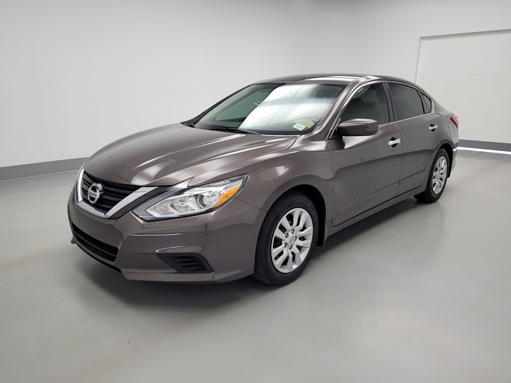 Used 2017 Nissan Altima Driver Front Bumper