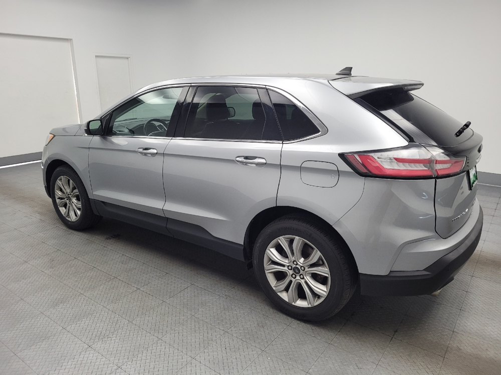 Image 3 of 2023 Ford Edge Titanium