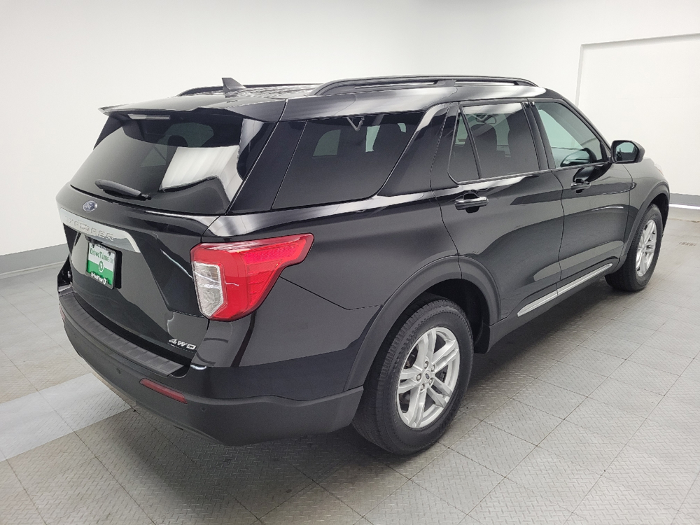 Image 7 of 2023 Ford Explorer XLT