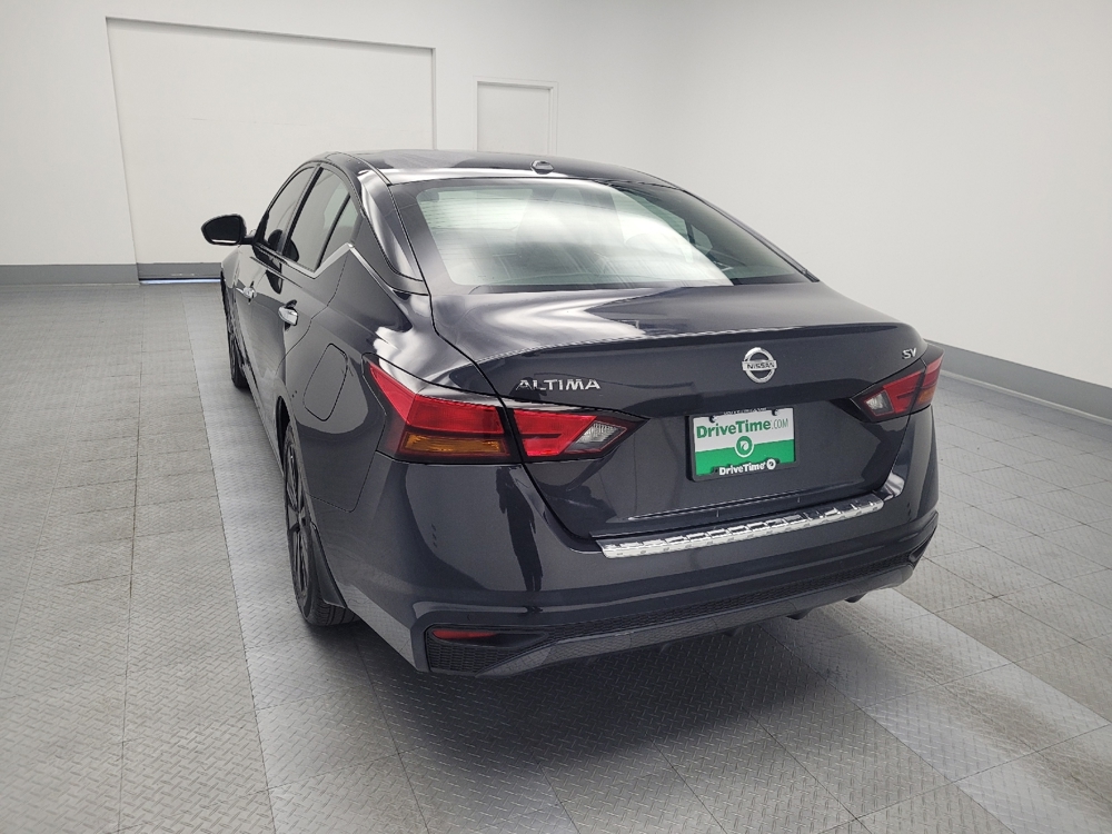 2022 Nissan Altima SV