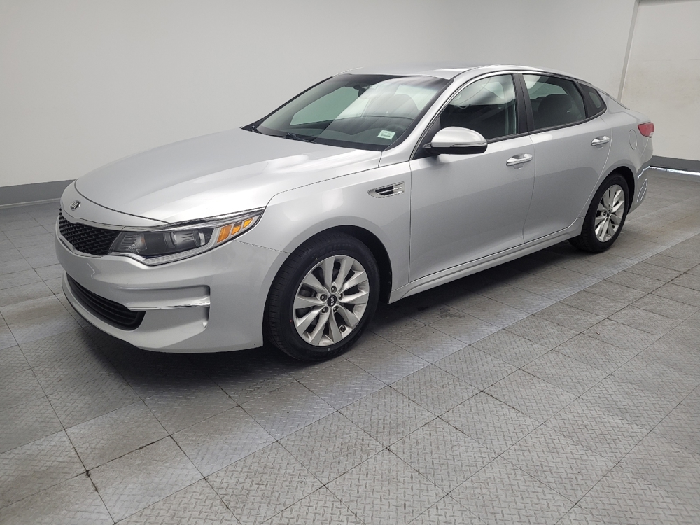 2018 Kia Optima LX's photo