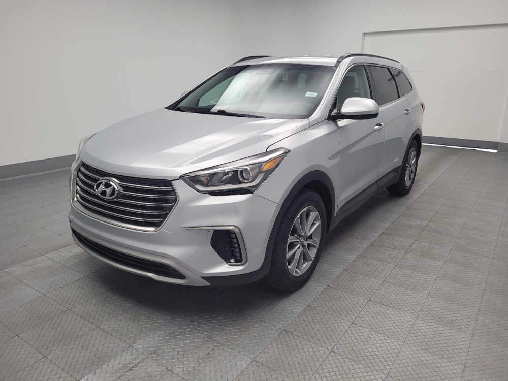 2017 Hyundai Santa Fe SE's photo