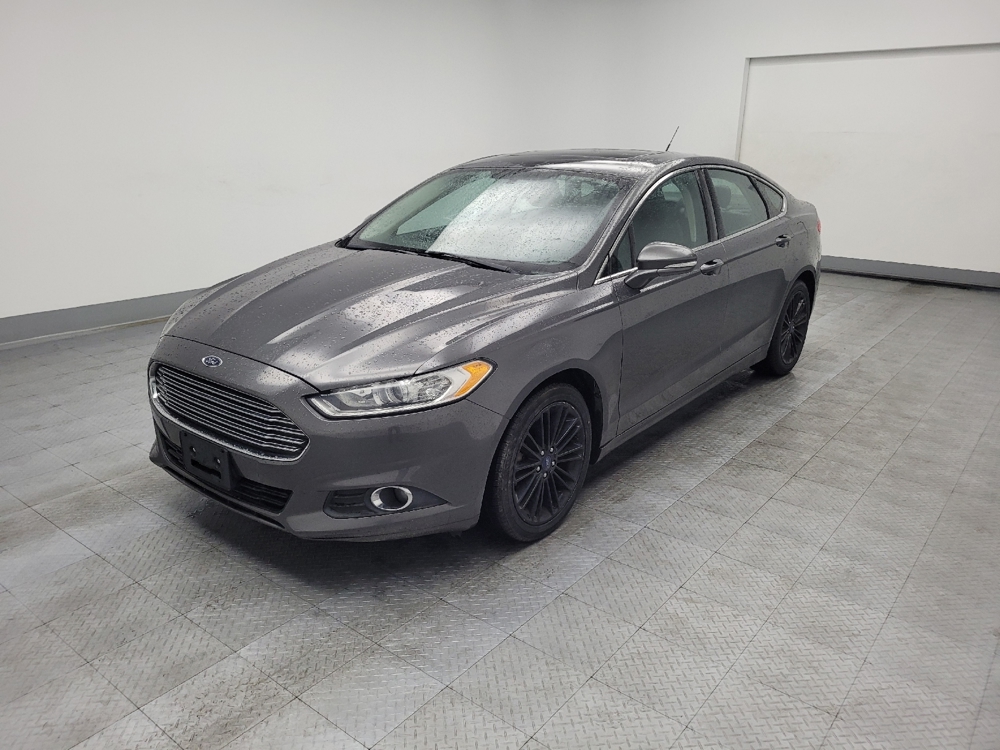 2016 Ford Fusion SE's photo