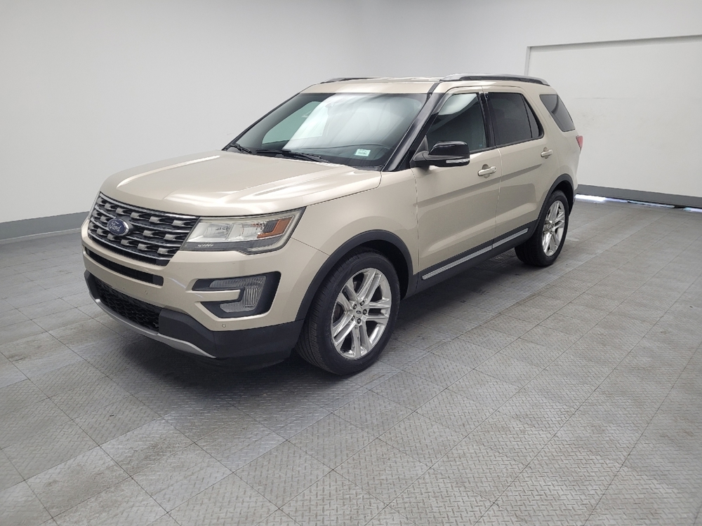 2017 Ford Explorer XLT's photo