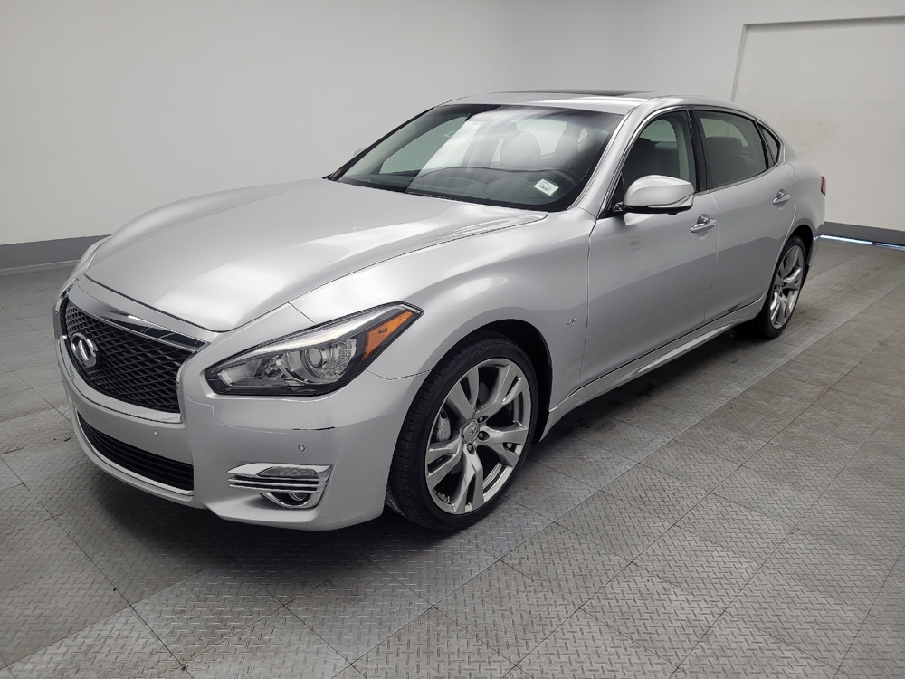 2017 INFINITI Q70L 3.7's photo