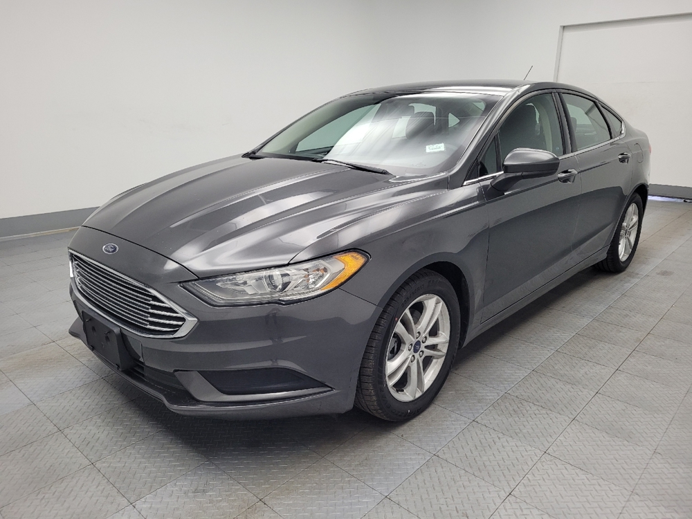 2018 Ford Fusion SE's photo