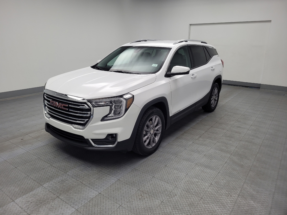 2024 GMC Terrain SLT's photo