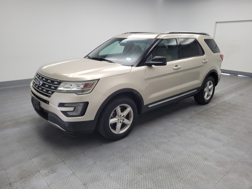 2017 Ford Explorer XLT's photo