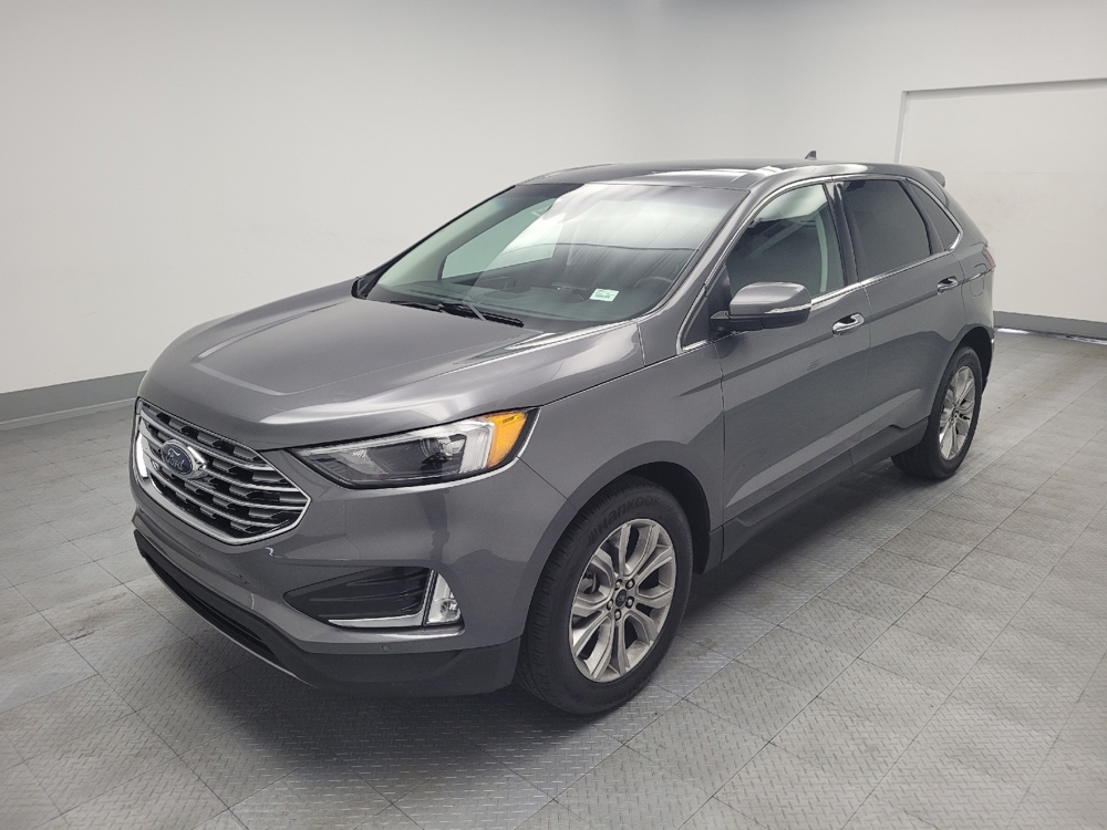2024 Ford Edge Titanium's photo