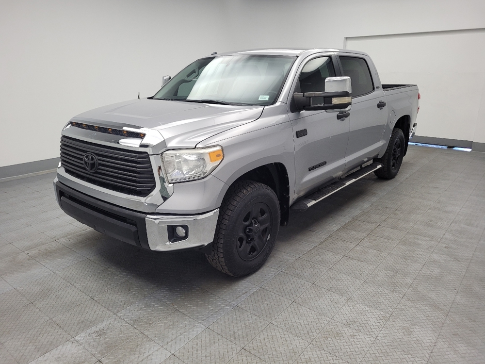 2017 Toyota Tundra SR5's photo