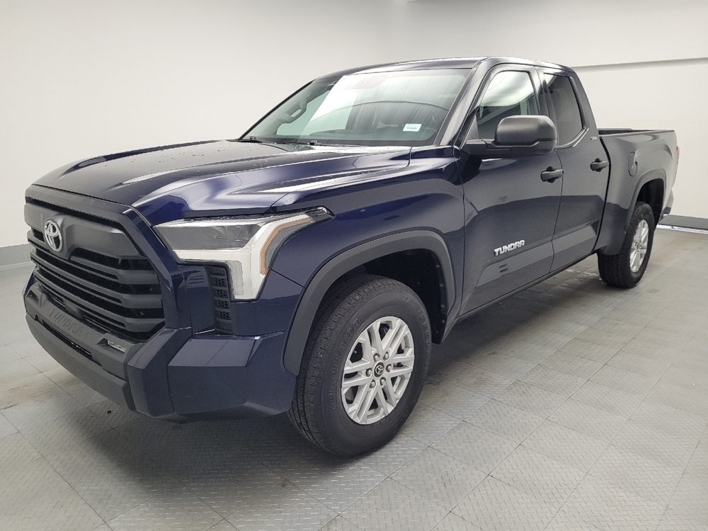 2022 Toyota Tundra SR5's photo